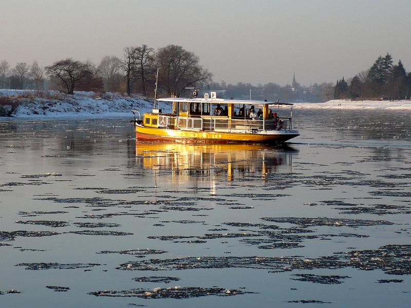 2009-01-11, Eisschollen Elbe (8).JPG